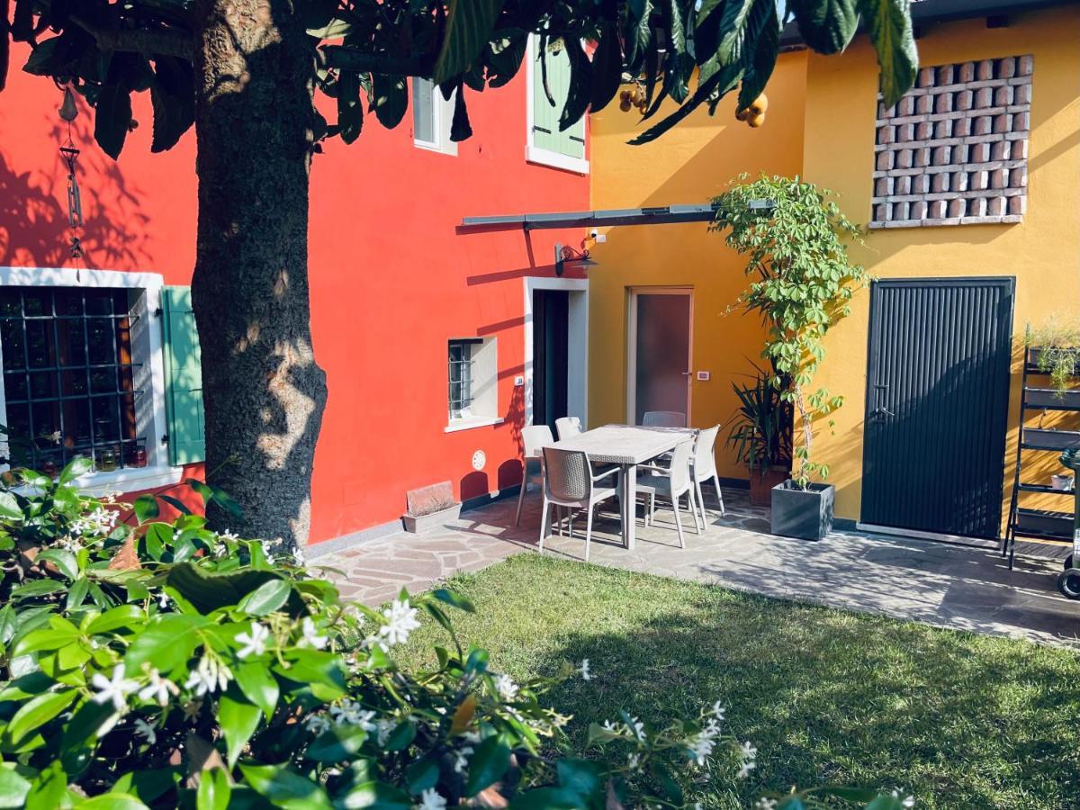 ポンティ・スル・ミンチョ La Casa Del Pozzoヴィラ エクステリア 写真